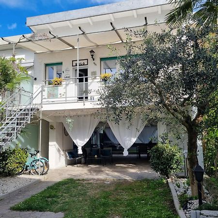 Molo - Residenza Con Accesso Diretto Al Lago Lazise Kültér fotó